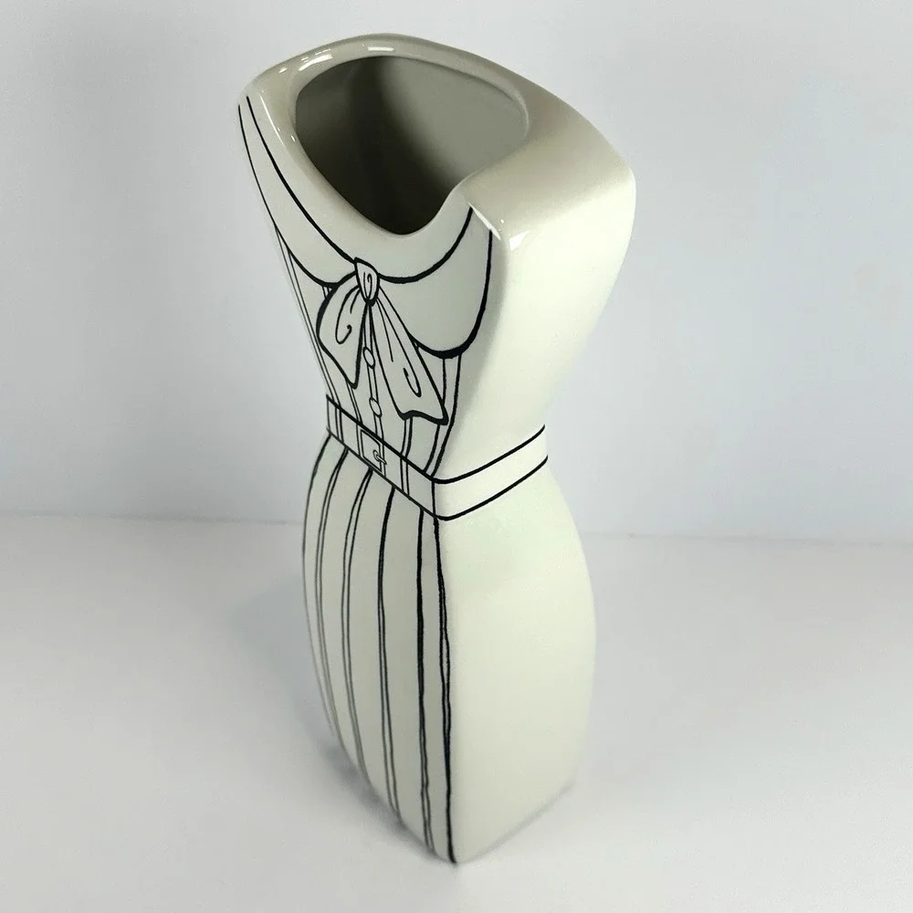 Black White Ceramic Dress Vase Bow Collar Novelty Decorative Vase